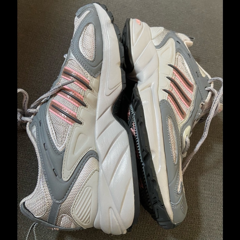 ADIDAS Adiprene Trail Walking Shoe